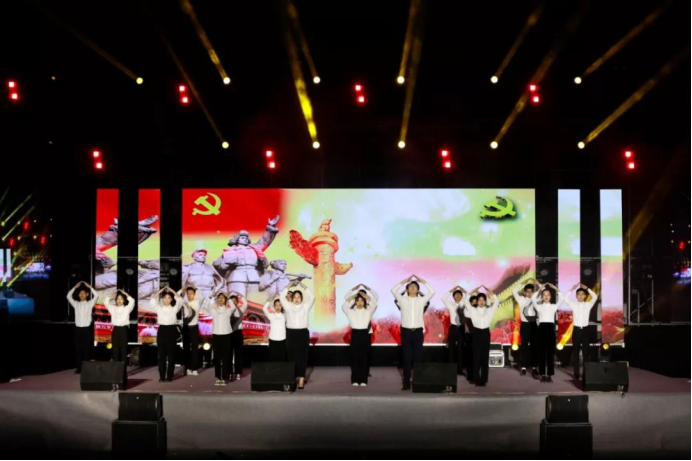 新店镇交通安全 交通安全进校园主题元旦迎新晚会(1)2205.png