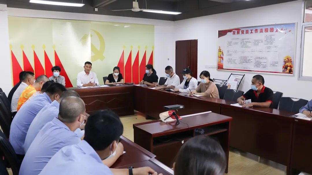 (图 | 到场人员)