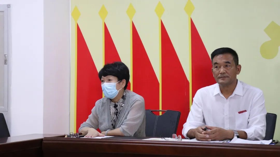 (图 | 赵秀凤老师发言)